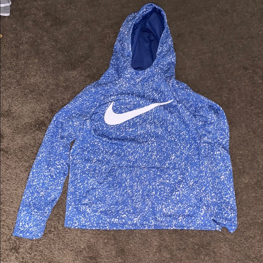 Nike boys sweatshirt.